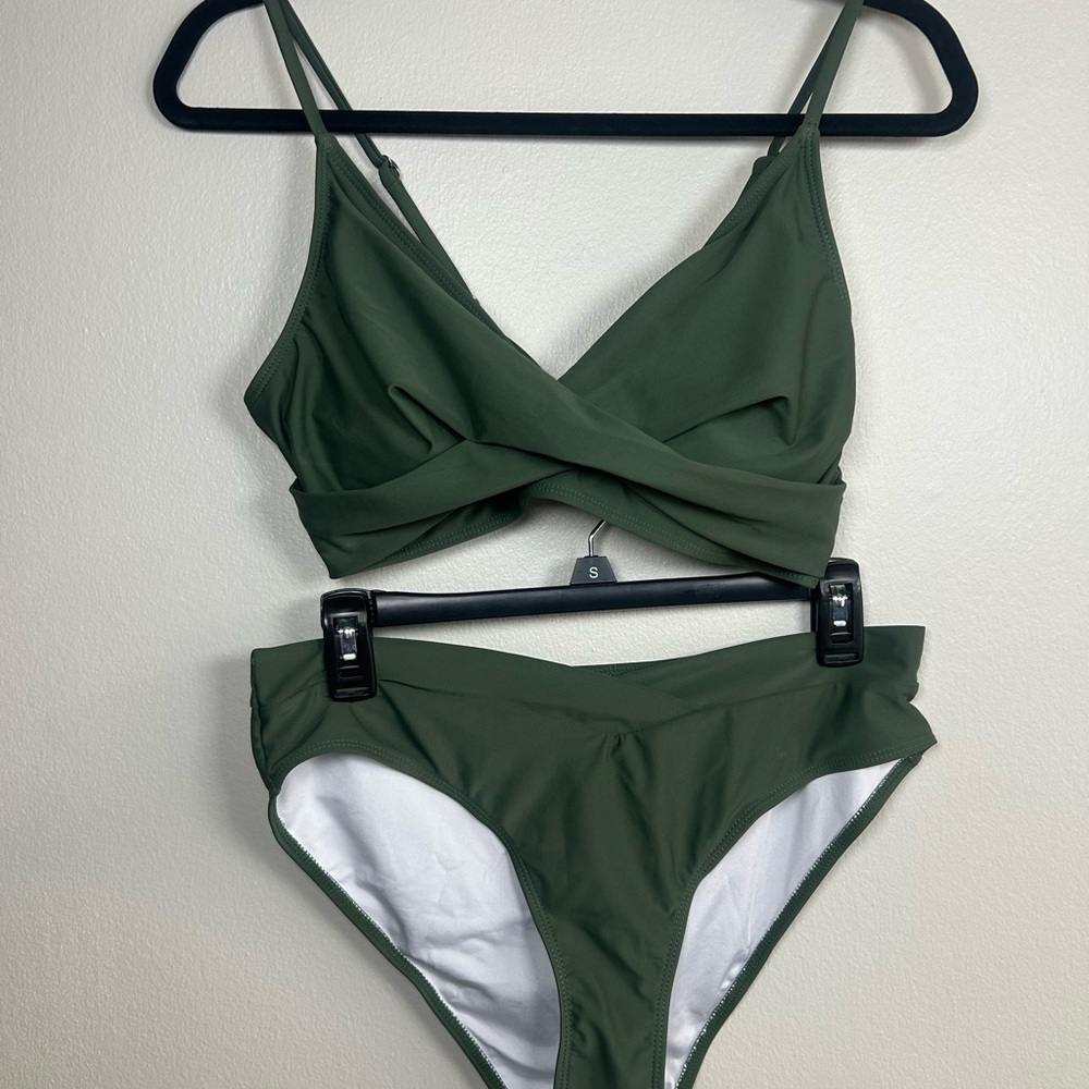 Olive Green Women's Swimwear Set